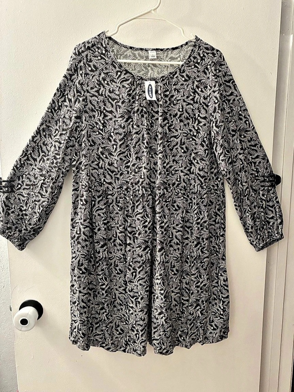 Old Navy Floral Flowy Mini Dress Black & White Size Large NWT